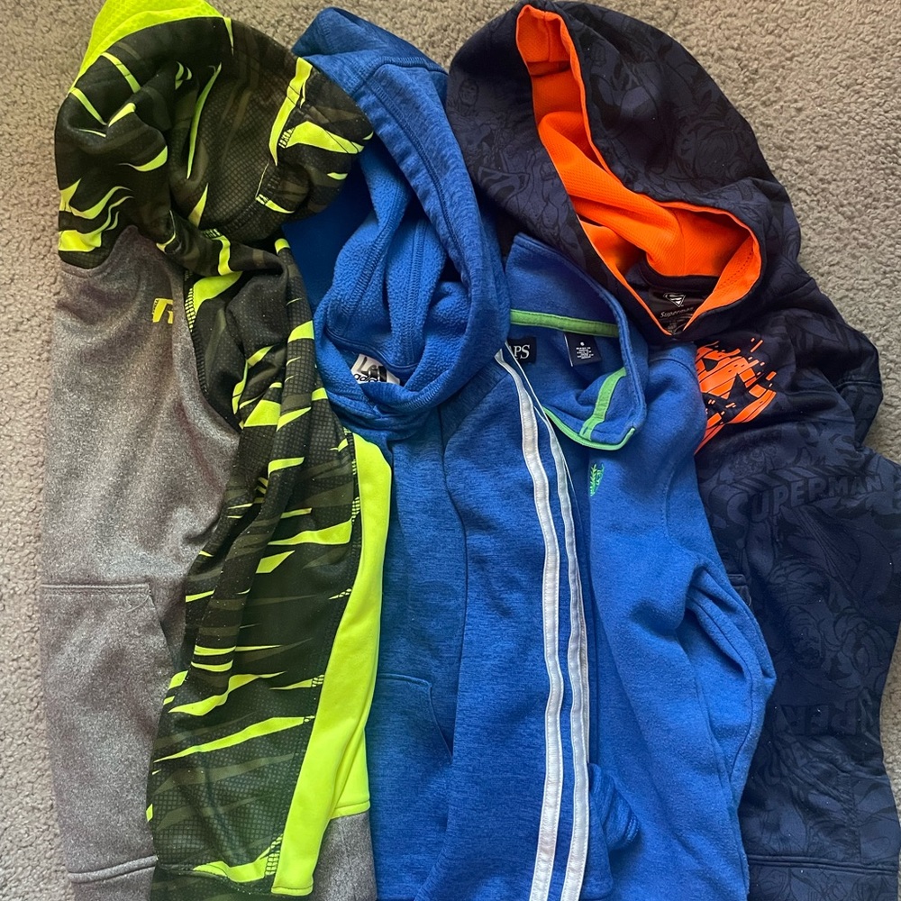 Lot of 4 Hoodies/sera shirt..Great condition!Brands include Adidas,Russel,chaps,